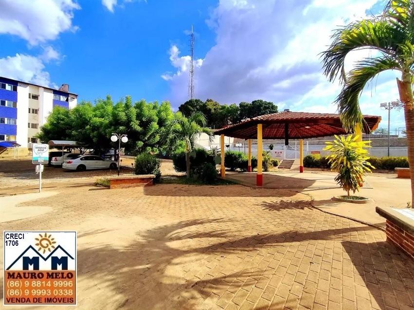 Apartamento à venda com 2 quartos, 50m² - Foto 3