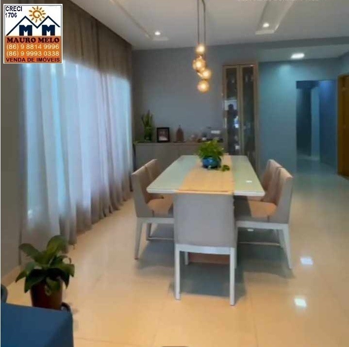 Casa à venda com 3 quartos, 300m² - Foto 1