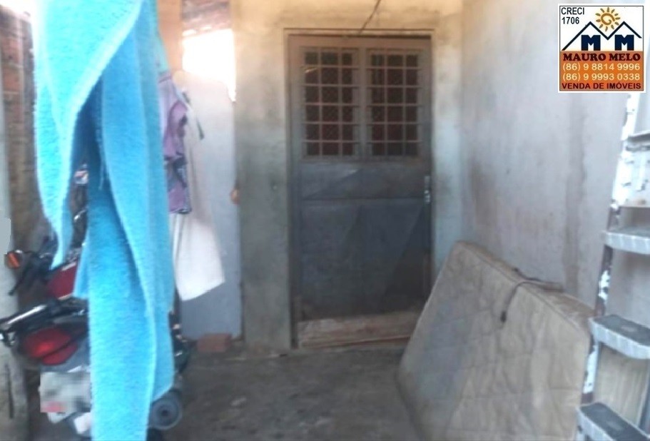 Casa à venda com 2 quartos, 160m² - Foto 2